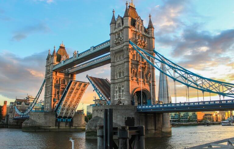 Londýn zajímavosti - most London Bridge