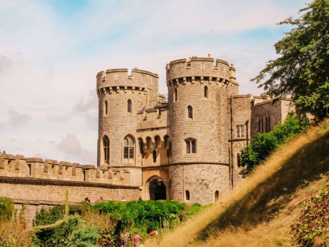 Hrad Windsor pohled na věže hradu
