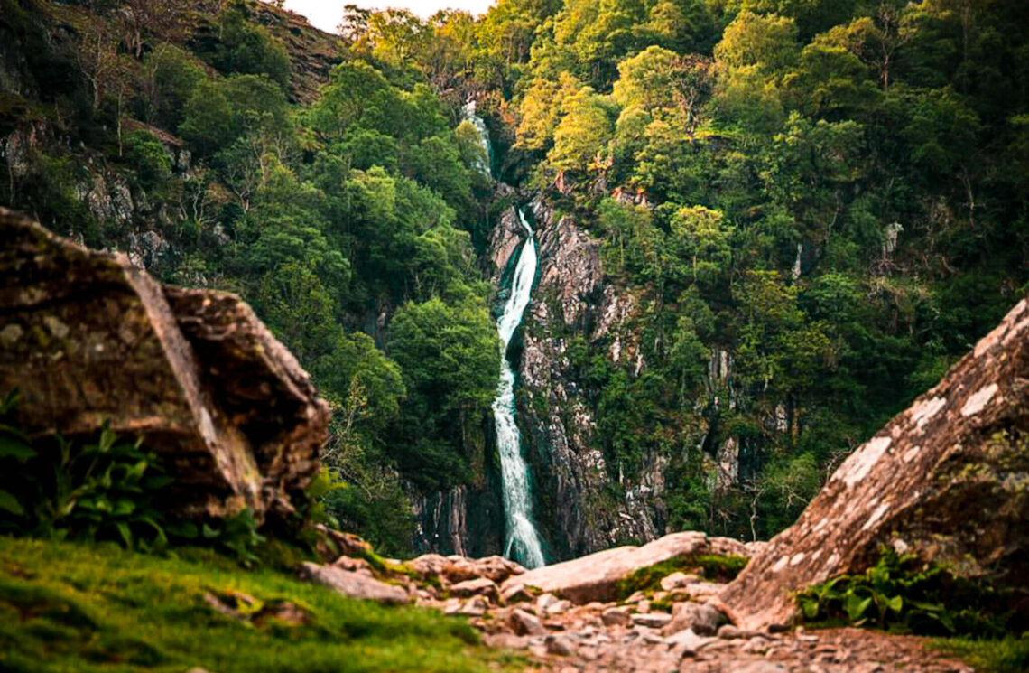 Vodopády Pistyll Rhaeadr, Berwyn Mountains, místa ve Walesu