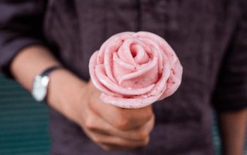 Legendární růžová zmrzlina Gelarto Rosa jako tip, kam na jídlo v Budapešti.